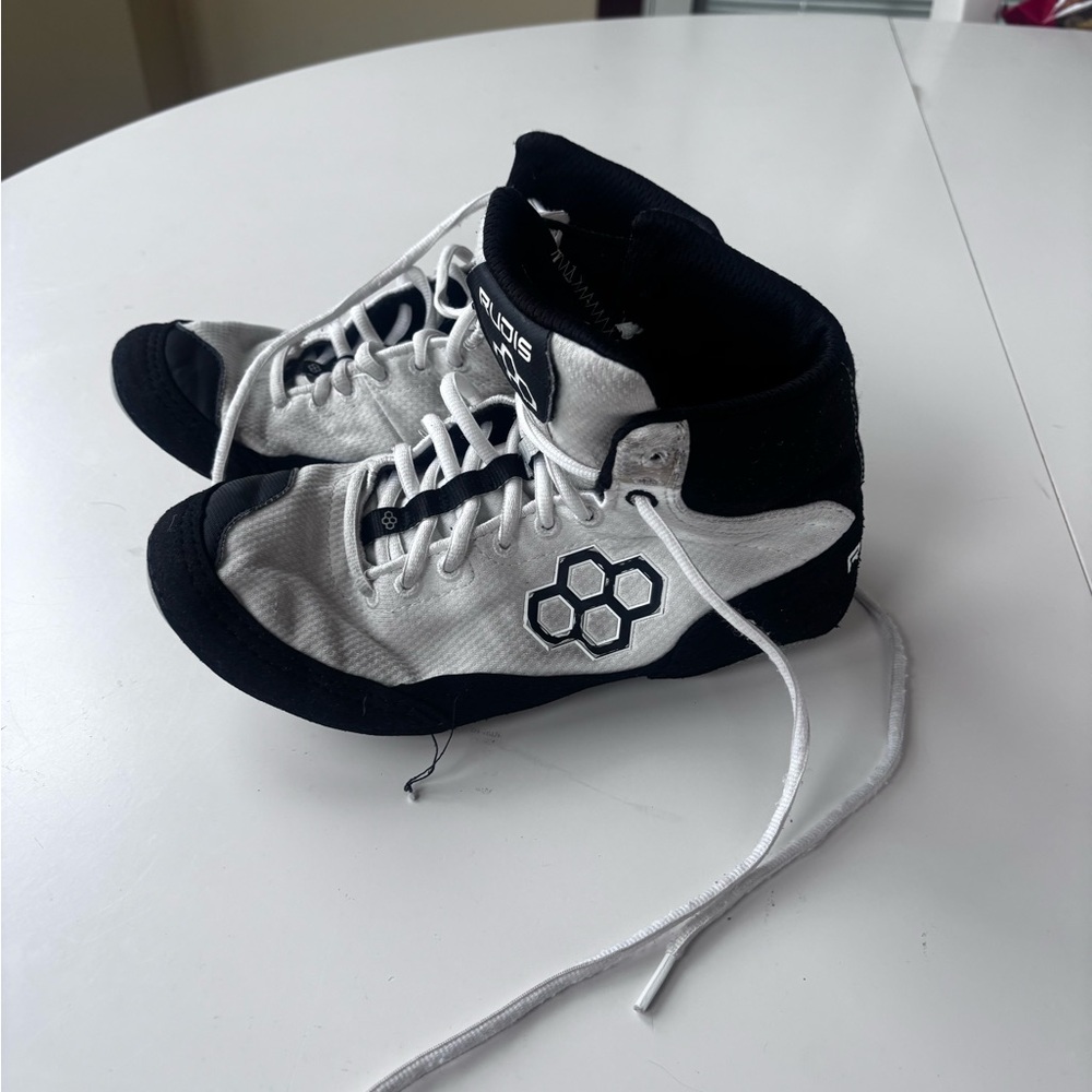 Rudis Colt Wrestling Shoes youth size 6